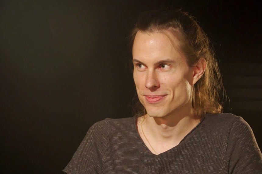 Tomáš Mikolov: Muž, ktorý vynašiel Word2Vec a teraz hľadá skutočnú inteligenciu tam, kde ju ostatní nehľadajú